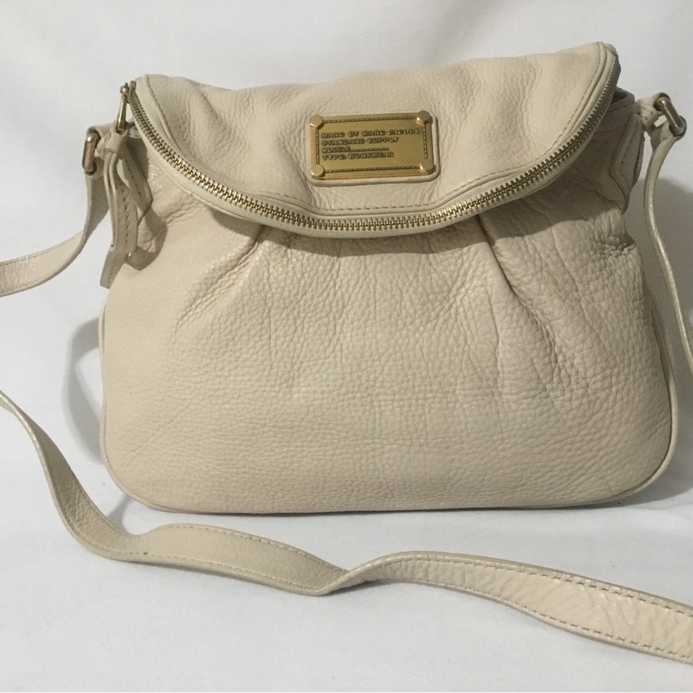 Authentic Marc by Marc Jacobs Cream Leather Crossbody Bag